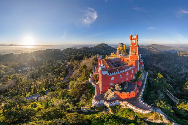 Fotó: Only France via AFP/Only World/Air Pano Mi lett volna, ha az arabok elfoglalják Európát?