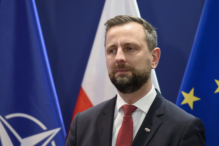 Varsó újabb felszólítást tett