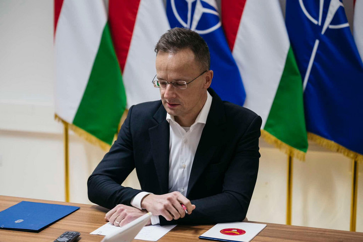 Fotó: Facebook/Szijjártó Péter Szijjártó: Küszöbön áll az új aranykor