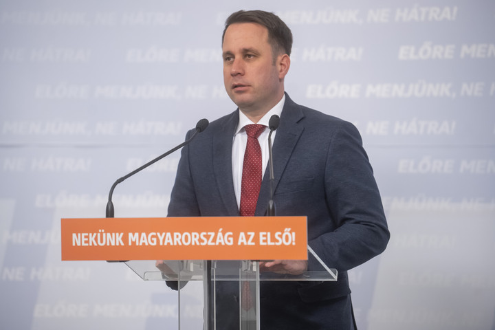 Fotó: MTI/Balogh Zoltán „A Fidesz EP-delegációja továbbra is küzdeni fog a brüsszeli nyomásgyakorlás ellen”