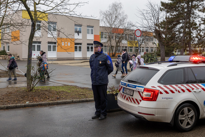 Fotó: police.hu Újabb bombariadók a magyar iskolákban