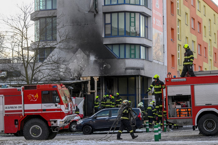 Étteremtűz halálos áldozatokkal