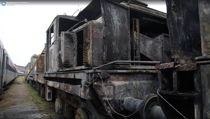 Fotó: Facebook/MÁV-csoport/képernyőfelvétel Így lángolt a mozdony a Keletiben + VIDEÓ