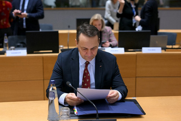 A lengyel külügyminiszter szerint győzelem az orosz földgáz ukrajnai tranzitjának leállítása