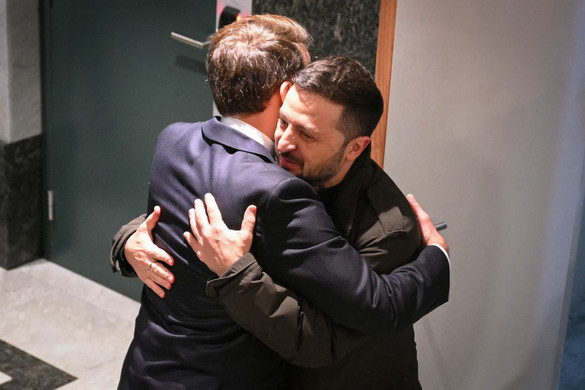 Macron lesz Zelenszkij beépített embere?