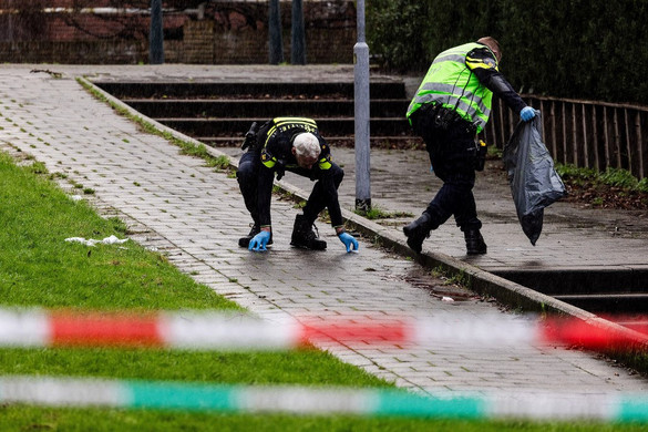 Több gyilkosság elkövetésével gyanúsított férfit vettek őrizetbe Rotterdamban