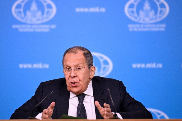 Lavrov: Meg kell hallgatni a grönlandiakat a hovatartozásuk ügyében