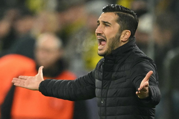 Menesztették a Borussia Dortmund vezetőedzőjét