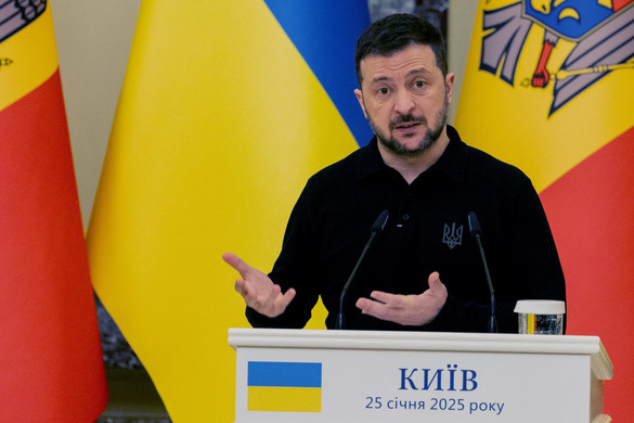 Zelenszkij: Szeretném, ha az USA, Ukrajna és Oroszország a tárgyalóasztalhoz ülnének 