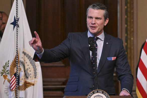 Európába látogat az amerikai védelmi miniszter