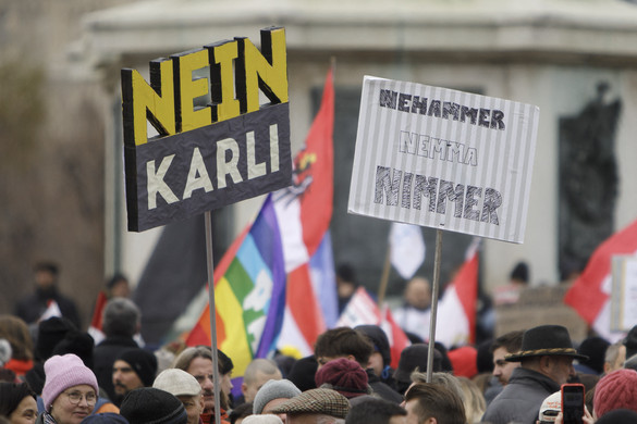 Ausztriában tombol a kormányválság, hosszú ideig fog tartani