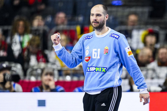 Mikler helyett Bartucz a keretben