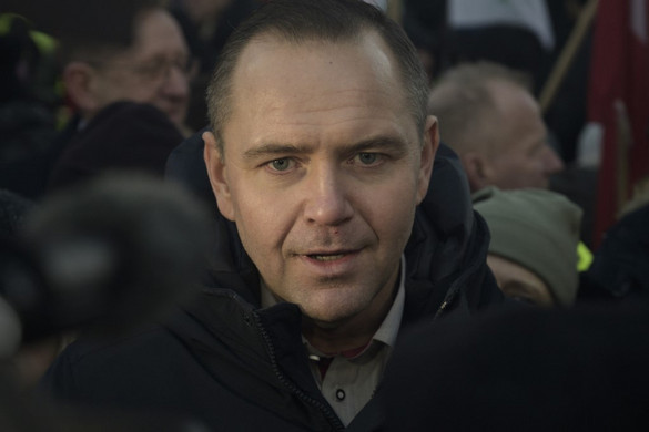 Lengyel elnökjelölt: Ukrajnának nincs jövője sem az EU-ban, sem a NATO-ban