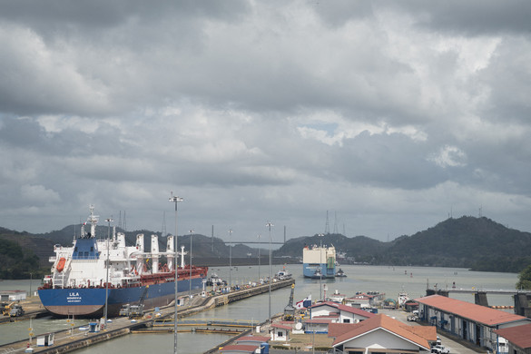 Peking elutasítja a Panama-csatornával kapcsolatos vádakat