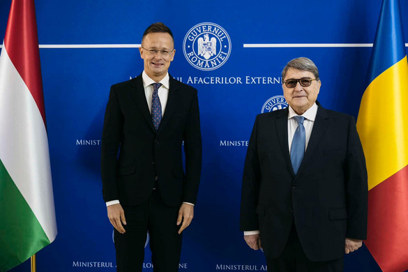 Szijjártó Péter: Tovább fog bővülni a határátkelők száma Romániával + VIDEÓ