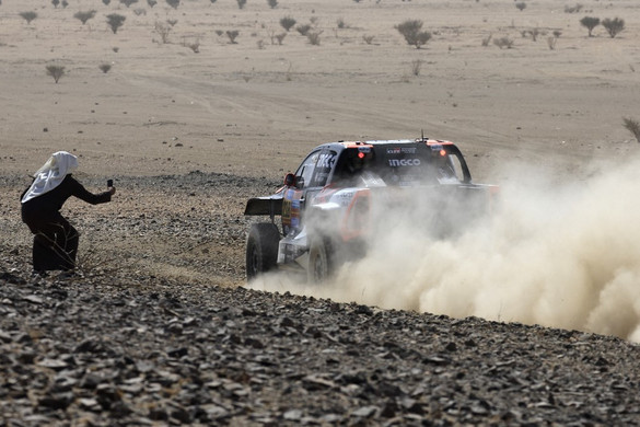 Dakar-rali: Korrekorder dél-afrikai győztes az autósoknál