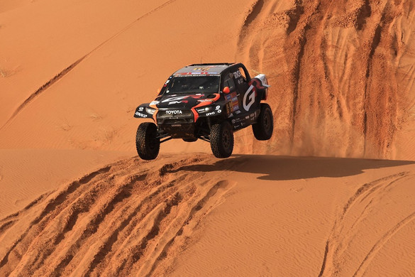 Dakar-rali: Lategan előnye minimálisra csökkent
