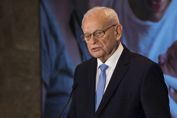 Harrach Péter: Minden közösségnek szüksége van emlékezésre, hogy megtalálja a gyökereit
