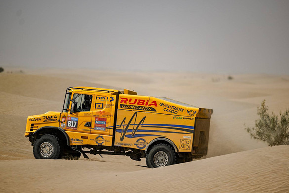 Sérülés: Véget ért a Dakar a magyar kamionosoknak + VIDEÓ