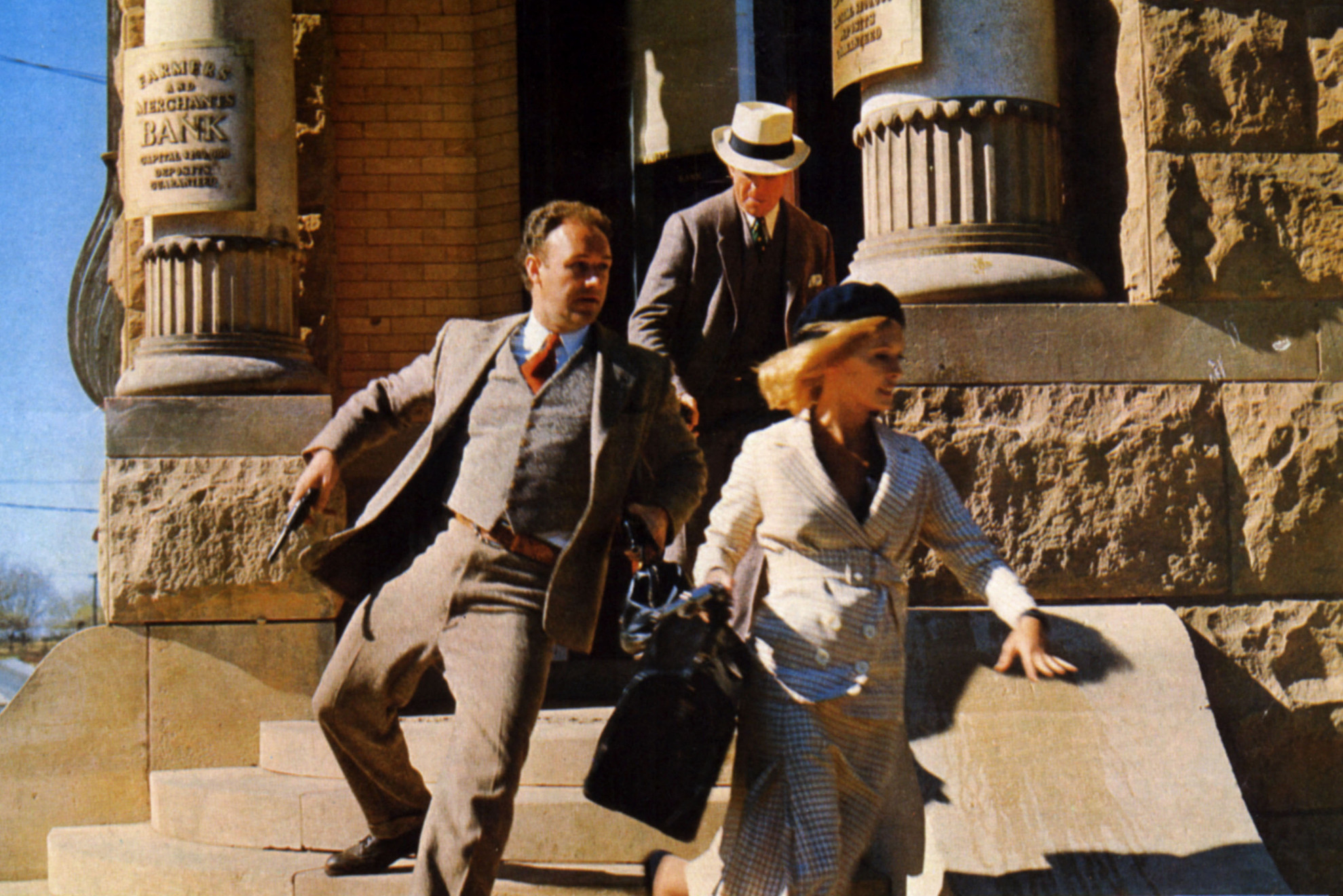 1968-ban jelölték először Oscar díjra, mint legjobb férfi mellékszereplő a Bonnie és Clyde című filmben nyújtott alakításáért