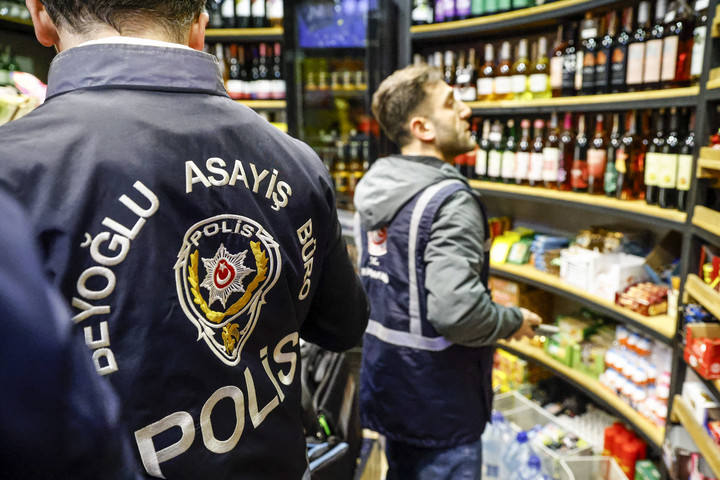 A pancsolt szesz idén már több száz ember halálát okozta