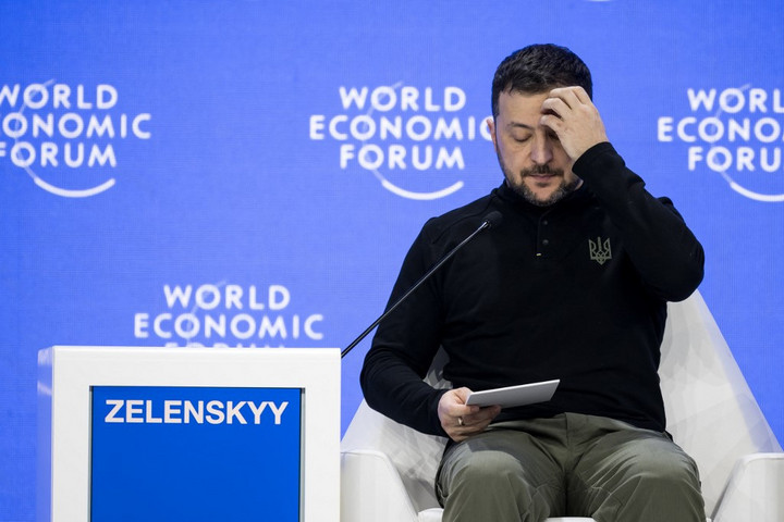 „Zelenszkij egy washingtoni báb”