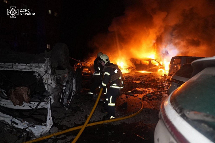 Az orosz erők egy Harkiv megyei települést bombáztak