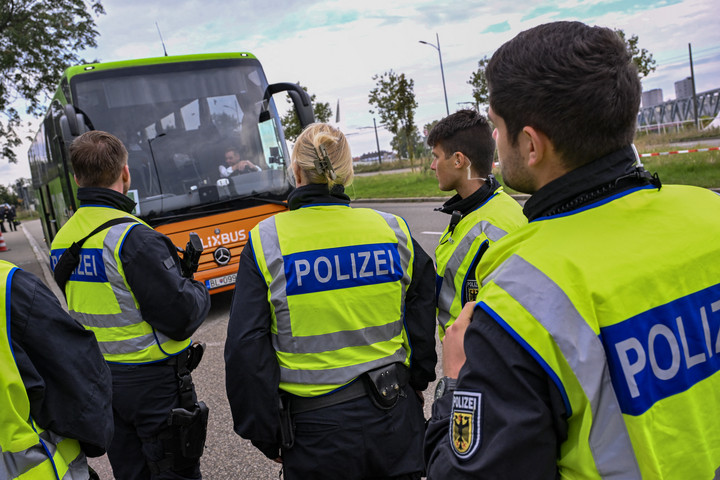 Fotó: AFP/Sebastien Bozon Hat hónappal meghosszabbítják az ellenőrzést a német határokon