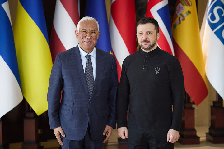 Fotó: AFP/Ukrainian Presidential Press Service/Handout Igazságos és tartós béke kell