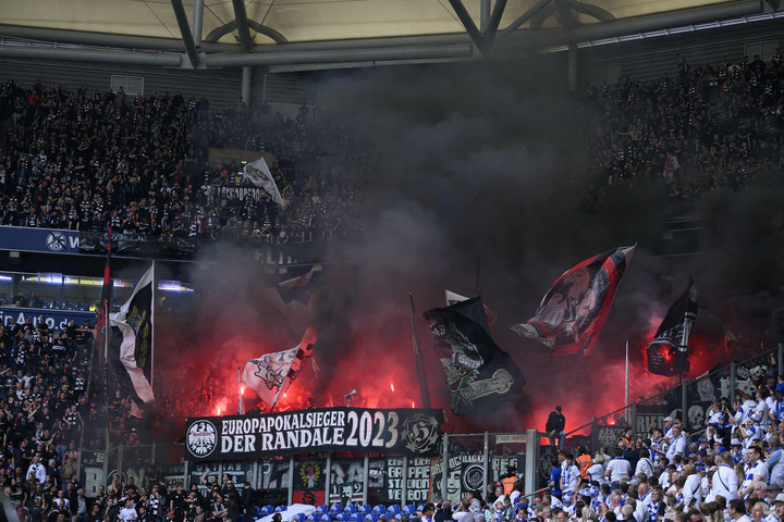 Fotó: AFP/DPA Picture-Alliance/Sven Simon/Anke Waelischmiller Ezeket a csapatokat büntette meg az UEFA