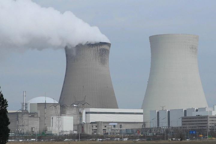 Fotó: Anadolu via AFP/Anadolu Agency/Dursun Aydemir Végleg leállítják a belgiumi Doel 1 atomerőmű működését