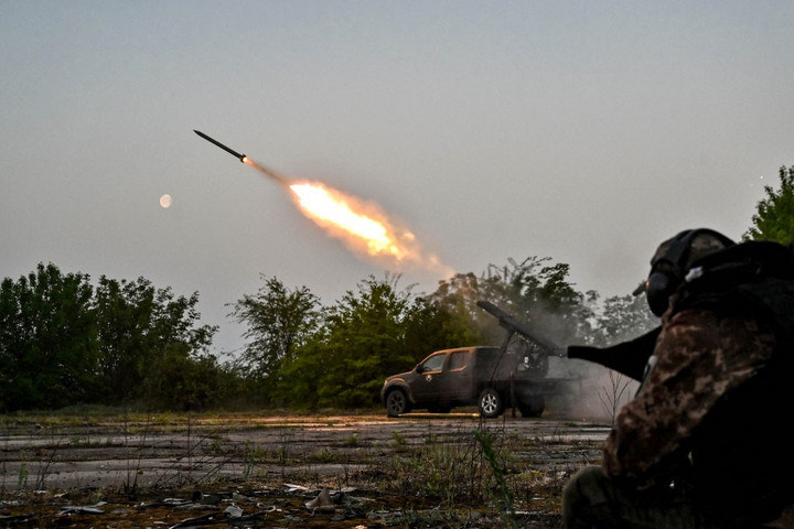 Fotó: AFP/NurPhoto/Dmytro Smolienko Az ukrán hadsereg hatalmas támadást indított Nova Kahovka ellen
