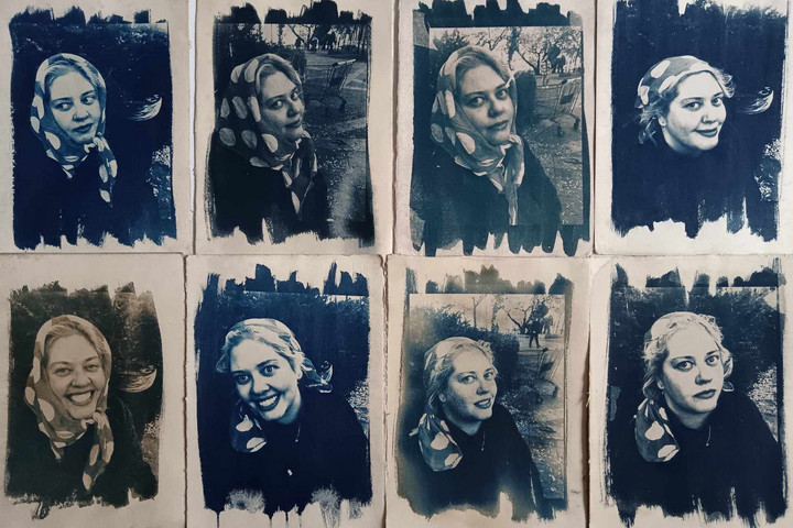 Fotó: Facebook/Kanyarban a kultúra Nemzetközi Mail Art kiállítás Pállya Celesztin emlékére