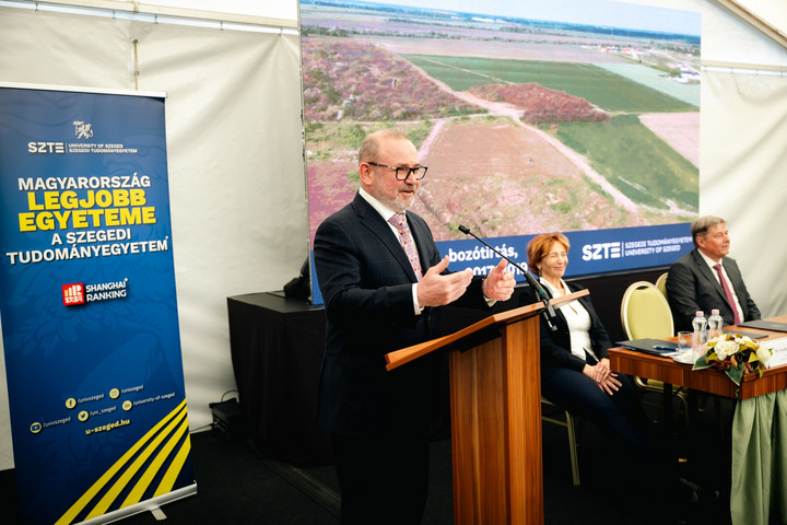 Fotó: Facebook/Energiaügyi Minisztérium Egy versenyképes gazdaság kiépítése a cél