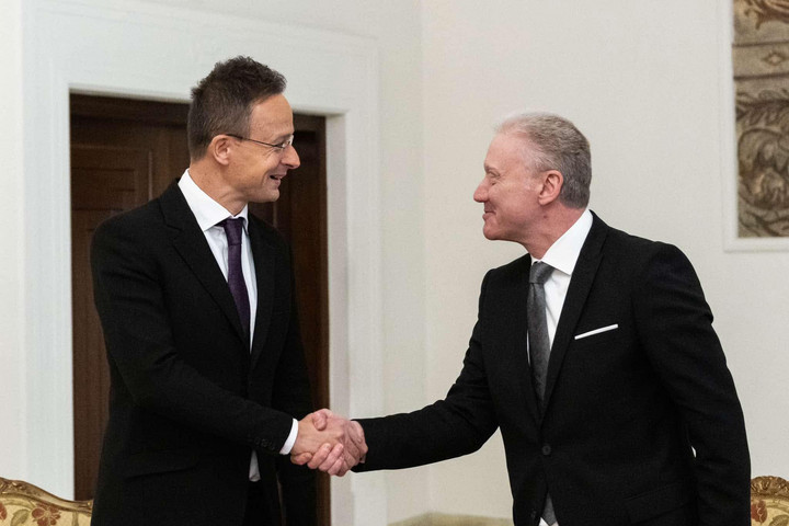 Fotó: Facebook/Szijjártó Péter „Magyarország segíti Libanon stabilitását”