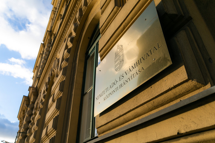 Fotó: MH-archív/Papajcsik Péter NAV: Indul az új adategyeztetési kampány