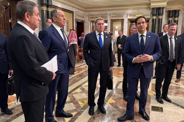 Washington húsvétra tűzné ki az ukrán fegyverszünetet