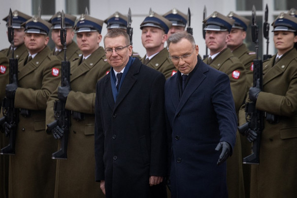 A védelmi kiadásokat meg kell vitatni