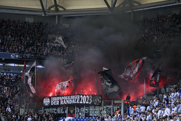Ezeket a csapatokat büntette meg az UEFA
