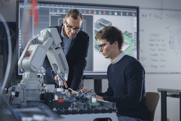 Tízmilliárd forintos tőkealap létrehozásával segítik az innovatív vállalkozásokat