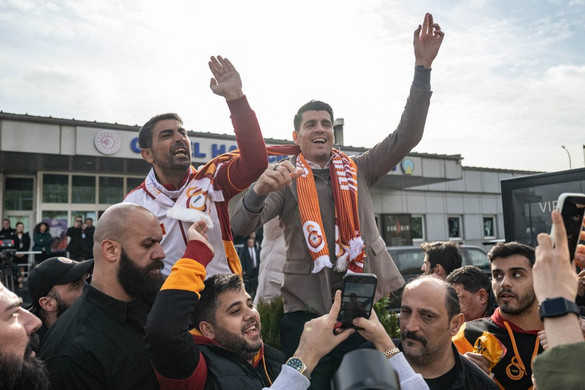 Álvaro Morata Sallai Roland csapattársa lett a Galatasaraynál