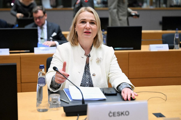 „Csehországnak is növelnie kell a védelmi kiadásokat”