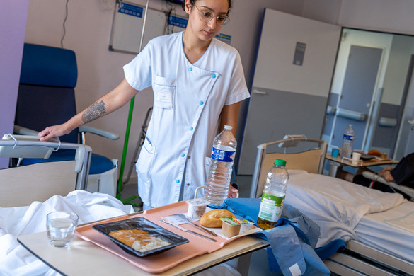 Szegeden saját szervezésbe kerül a betegélelmezési szolgáltatás