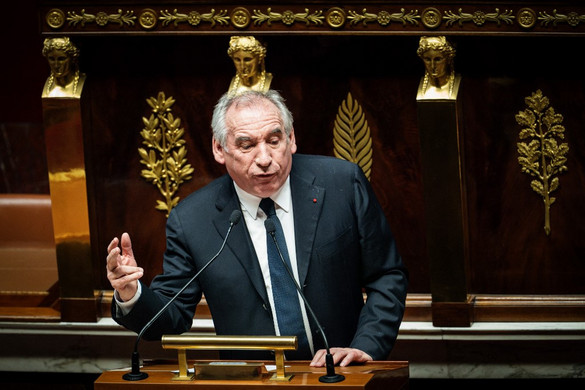 Ismét sikertelen volt az új francia kormány elleni bizalmatlansági indítvány