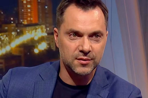 Zelenszkijnek a tűzszünet után kell lemondania egykori tanácsadója szerint