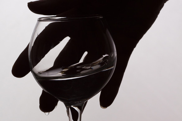 Az alkoholizmusra utaló figyelmeztető jelek