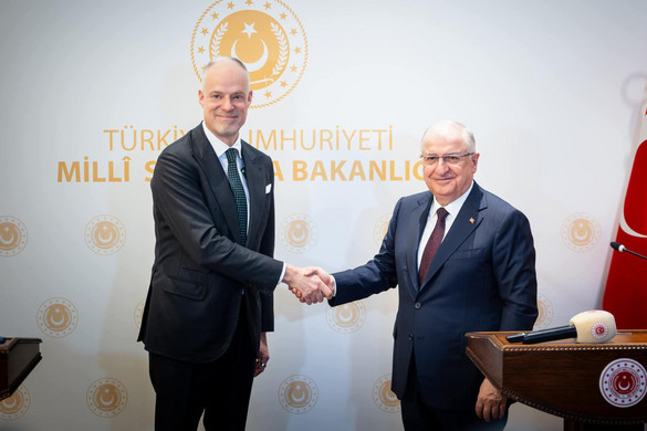 Szorosabb együttműködés Törökországgal
