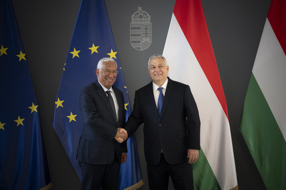 Orbán Viktor hivatalában fogadta António Costát