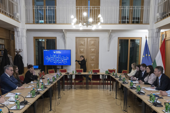 Folytatódtak az egyeztetések a családtámogatások hitelbiztosítéki fedezetéről