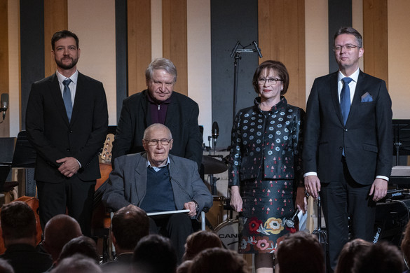 Kurtág György átvette a Közmédia Év Embere díját